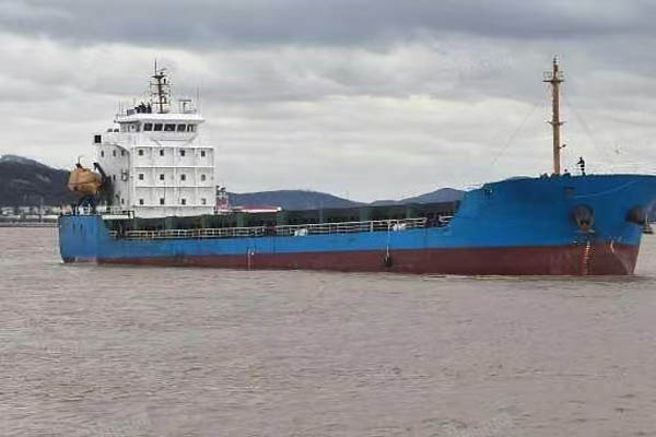 246TEU Twin Engines