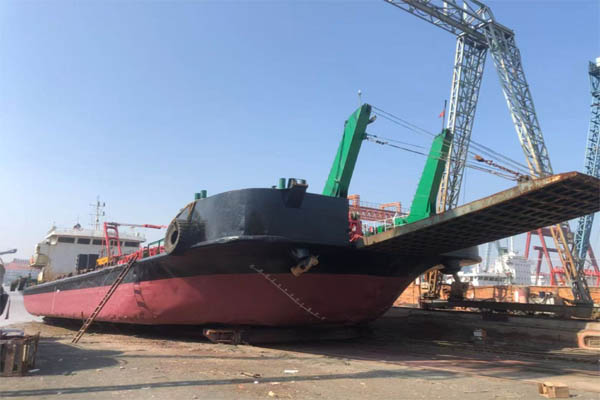 204FT 1200T LCT